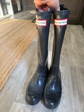 Hunter Glossy Black Tall Rain Boots with Red Logo